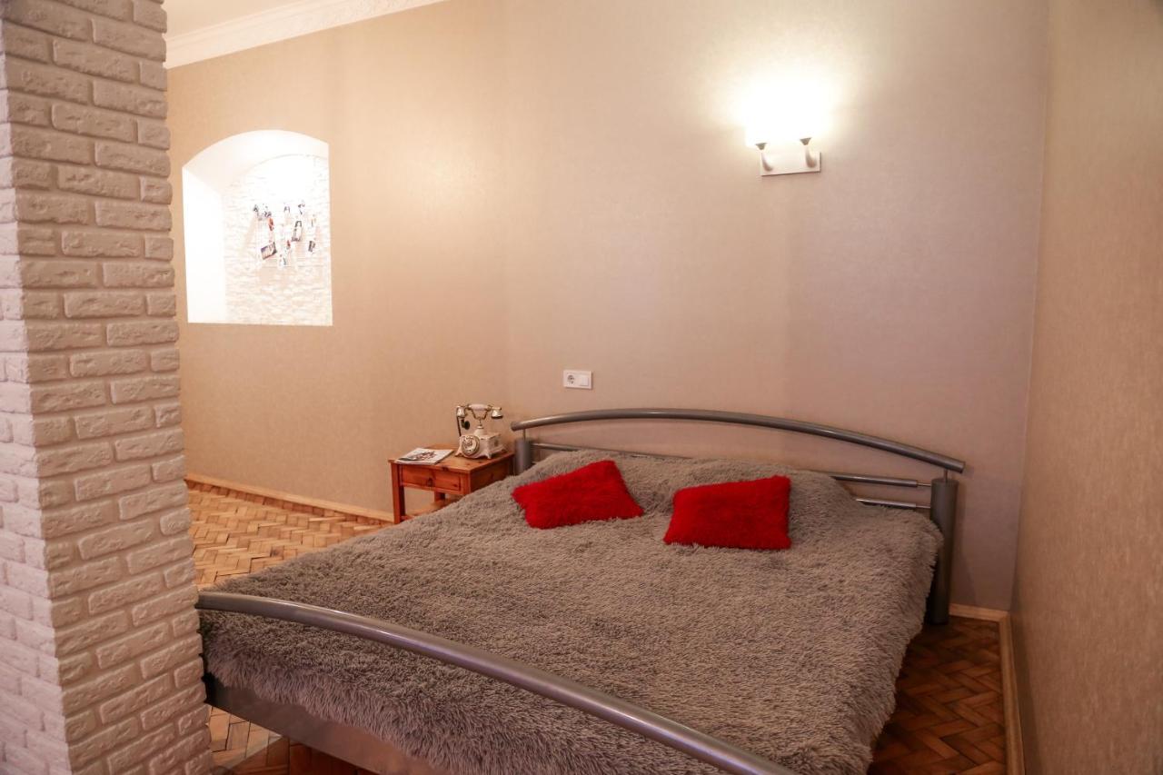 Monro - Heart Of Lviv Apartamento Exterior foto